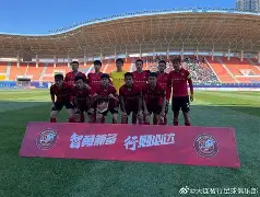 大连人客场逆转天津泰达豪取三分(大连人对天津泰达足球比赛何时开赛)